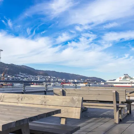 Penthouse In アパート ベルゲン